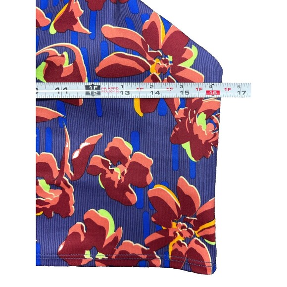 Athleta Floral Racerback Crop Top Built In Bra size Large Purple Pink D51 - Picture 7 of 9